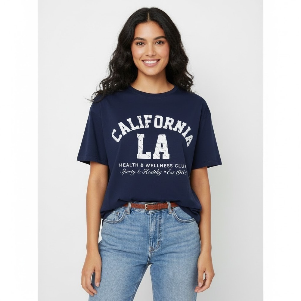 Streetwear Society California LA Health Wellness Club Graphic T Shirt Women - XS